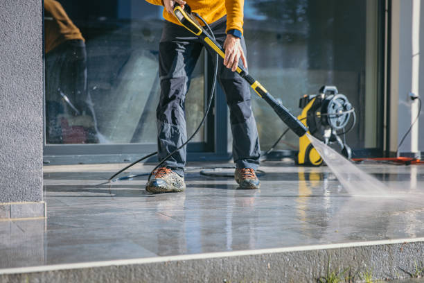 Best Driveway Pressure Washing  in Lewistown, PA